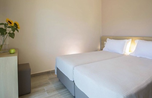 Fternon Villa | Special Offer! Villa Rodi with Private Pool & Amazing Views Ideal for Families!