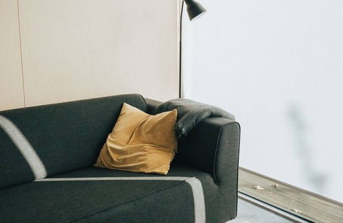 Ouddorp Cottage | Specially designed chalet with dishwasher, in a holiday park near the sea