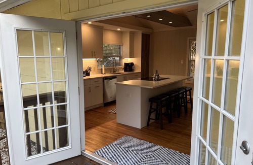 South Sarasota House | Specious and renovated 2 bed 2 bath house