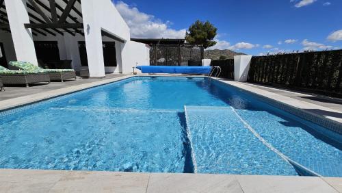 Caserio Los Tarquinos Villa | Spectacular 4 bed villa at El Valle Golf Resort