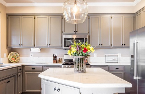 Paso Robles House | 🍷 Spectacular City/Mtn Views! 🍷 Private/Spacious 5BD | Near Wineries/Town/Fair