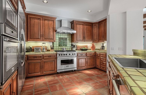 Palm Springs Villa | SPECTACULAR GATED ESTATE IN HISTORIC MOVIE COLONY nOctober special!