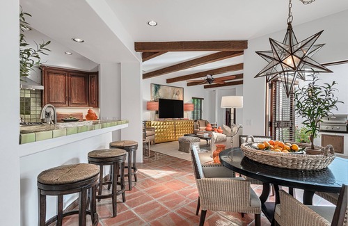Palm Springs Villa | SPECTACULAR GATED ESTATE IN HISTORIC MOVIE COLONY nOctober special!