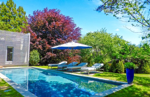 Amagansett Dunes House | Spectacular new ,oceanfront beach house with private beach access & heated pool