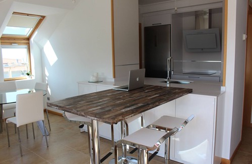 Sanxenxo Apartment | Spectacular penthouse with terrace and views of the Port(Wifi and Garage)