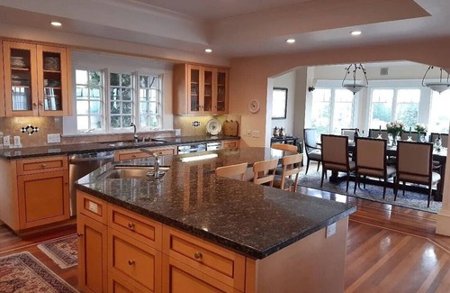 Upper Rockridge House | Spectacular views of Golden Gate & Alcatraz- 4 BR,3.5 BA home in Upper Rockridge