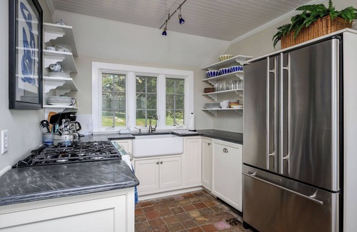 Barnstable House | Spectacular Waterfront Property in Barnstable Village