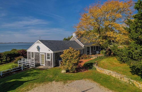 Barnstable House | Spectacular Waterfront Property in Barnstable Village