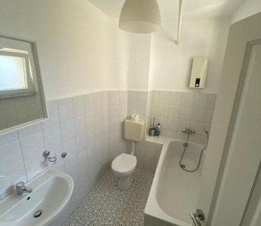 Ruettenscheid Apartment | SpeedStay - Essen Rüttenscheid Apartment