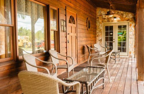 Sebring House | Speedway Log Cabin