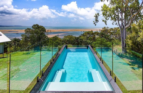 Seventeen Seventy House | SPEEDYS SHACK 1770 - panoramic ocean & bay views