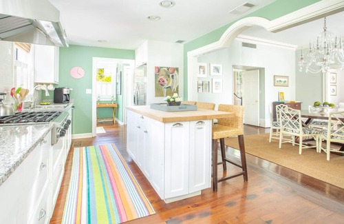 Historic District - North House | Spend the Night in an Historical, Luxury Downtown Home by Lucky Savannah