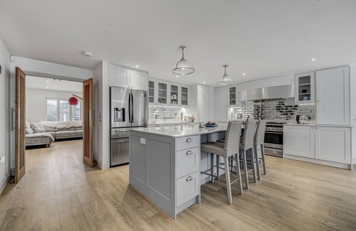 Felpham House | Spindrift - stunning beachfront residence