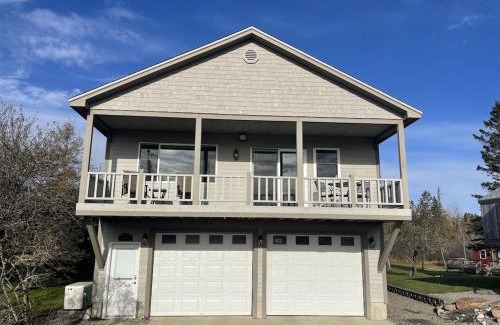 Eastport Apartment | Spindrift