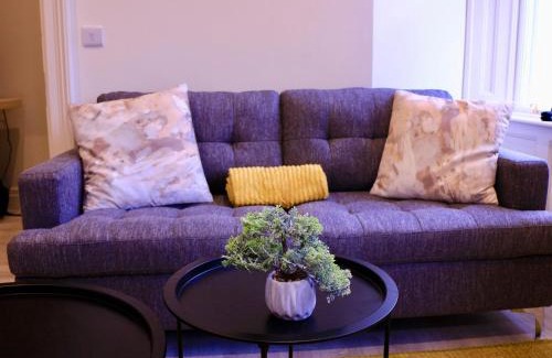 City Centre Dublin Apartment | Spires entire studio