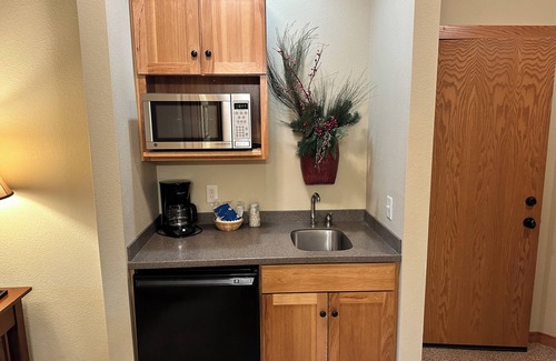 Eagle River Apartment | Spirit of the Northwoods by Eagle Waters Resort