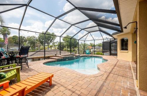 Palm Harbor House | Splashing Dolphins