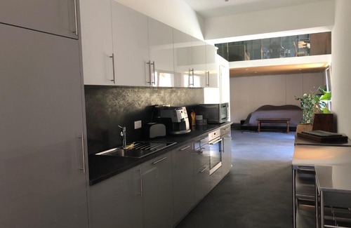 Sion Apartment | Splendid penthouse with private terrace & pkg at the foot of the castles