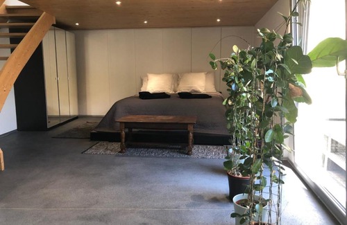 Sion Apartment | Splendid penthouse with private terrace & pkg at the foot of the castles