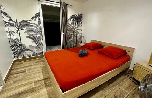 Bouillante Apartment | Splendid Ti Kaz Coco Jungle Jacuzzi seaview 100m from beach