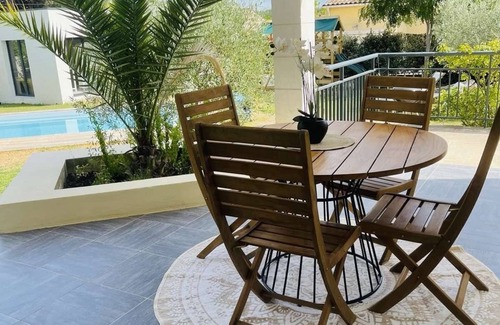 Bagnols-sur-Ceze House | Splendid villa with heated pool