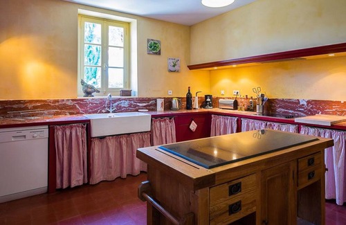 Trebes Villa | Splendid Wine House, Manor from the 19th century