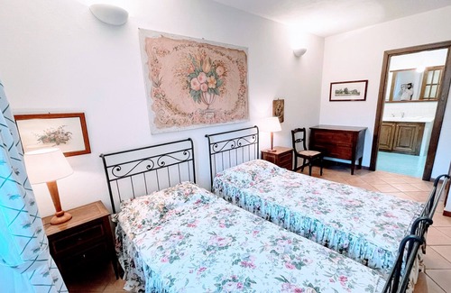 Strettura House | Spoleto Splash : Casetta/slps 4/5 Wifi/dishwasher - beautiful private garden