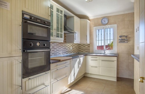 Pinos de Alhaurin Villa | ​Sports Villa for the whole family