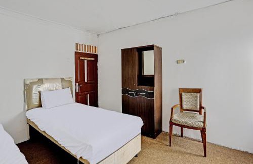 Kalimantan Hotel | SPOT ON 92529 Penginapan Wisma Bintang Syariah Near MTs Al Ma'arif Kota Bangun