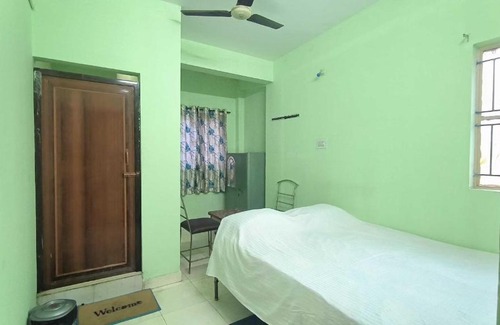 Electronics City Hotel | SPOT ON SRI VARU HOTEL & LODGING