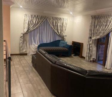 Vosloorus House | Spova luxury homes
