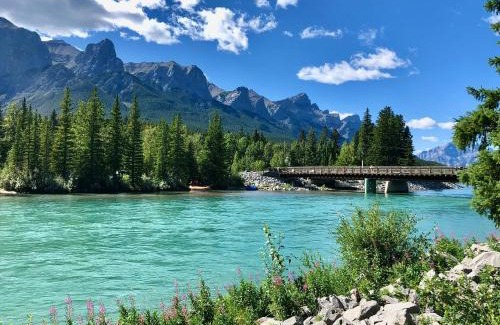 Canmore Apartment | Spring Creek Penthouse by Canadian Rockies Vacation Rentals