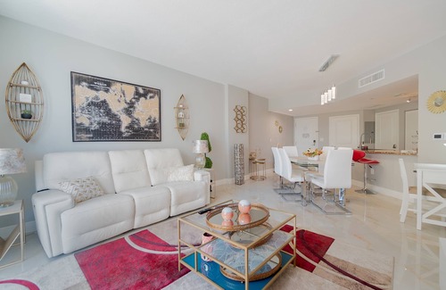 Boynton Beach Condo | Spring Deals! Relax at the Oasis Suite Casa Costa 201S, Pools, Jacuzzi, Beach, Shops & Dog Friendly