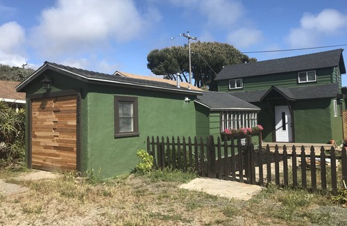 Lodge Hill Apartment | Spring Suite in Cambria
