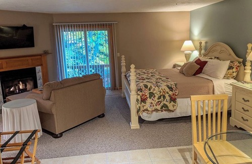 Prudenville Bed & Breakfast | Springbrook Inn Springbrook