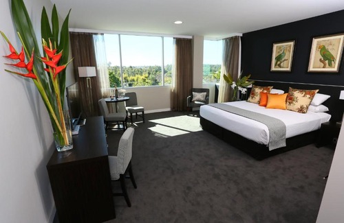 Springfield Lakes Hotel | Springfield Lakes Boutique Hotel