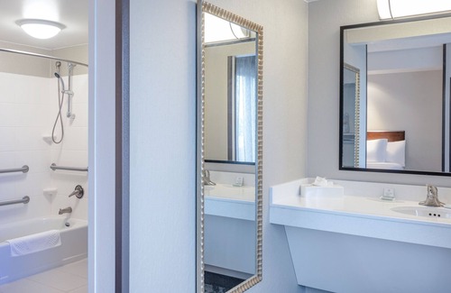 Terre Haute Hotel | SpringHill Suites by Marriott Terre Haute