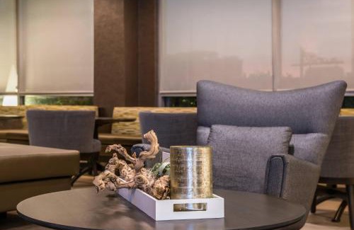 Huntsville Hotel | SpringHill Suites by Marriott Huntsville Downtown