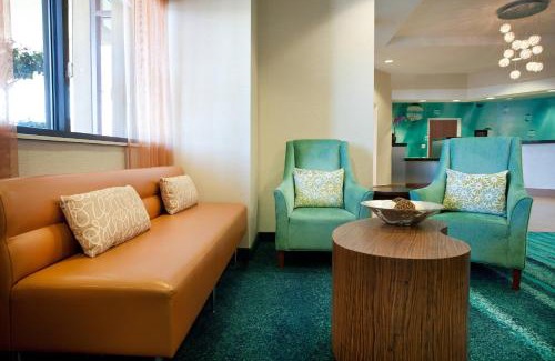Hawthorne Hotel | SpringHill Suites Los Angeles LAX/Manhattan Beach