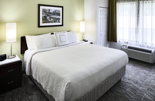 Milford Hotel | Springhill Suites Milford