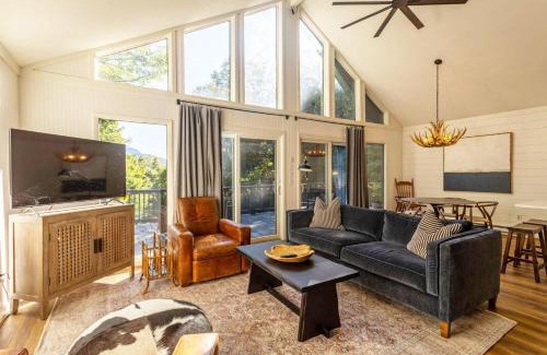 Seven Devils House | Spruce House