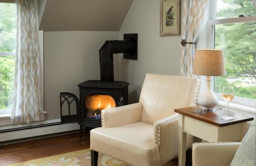 Holderness Bed & Breakfast | Squam Lake Inn