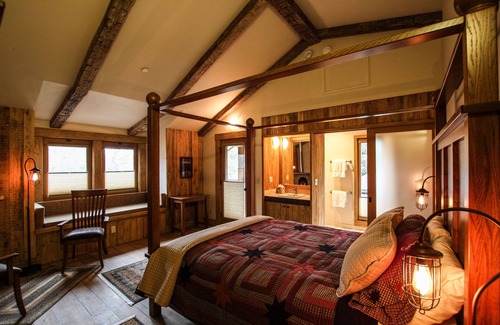 Cambria Bed & Breakfast | Squibb Houses