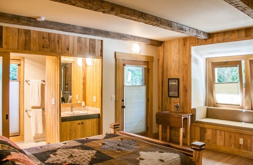 Cambria Bed & Breakfast | Squibb Houses