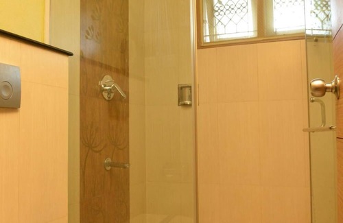 Vannarpettai Hotel | Sree Bharani Hotels