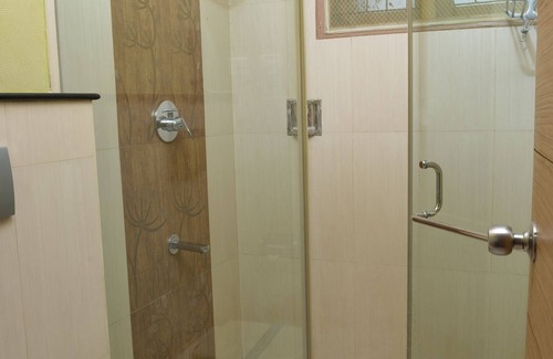 Vannarpettai Hotel | Sree Bharani Hotels