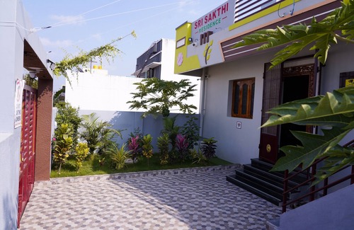 Tiruvannamalai House | Sri Sakthi Residence - Mount View - Divinity House for your temple visitn