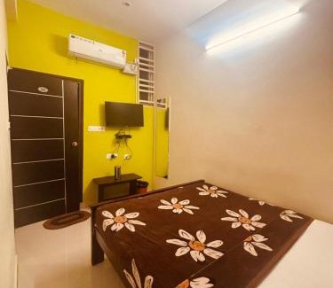 Mysore Hotel | Sri Vinayaka Comforts