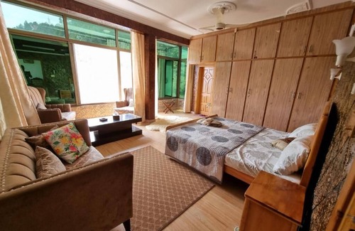 Muzaffarabad House | Srinagar Homes