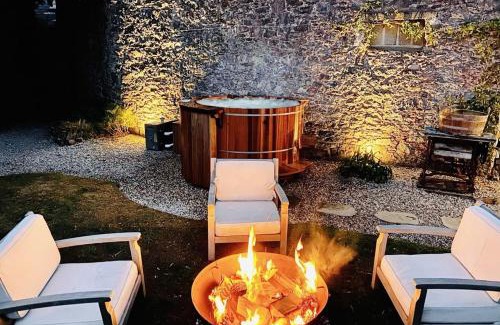 Torquay Villa | St Anne's Manor - Luxury Villa with Hot Tub